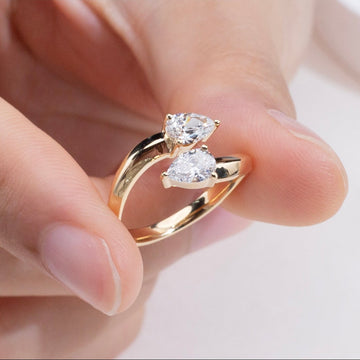 18k Yellow Gold Pear Lab Diamond Ring